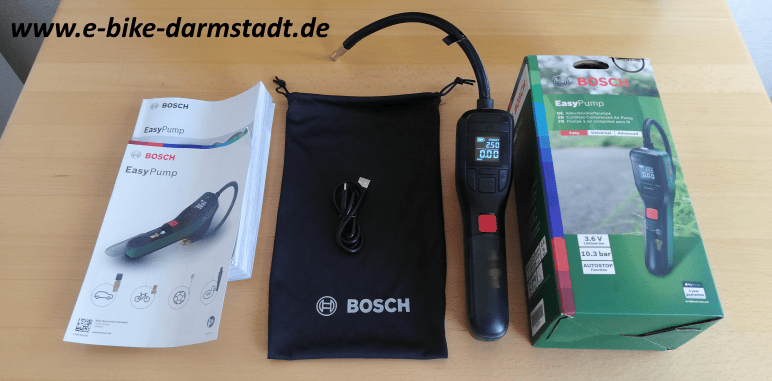 Lieferumfang der Bosch EasyPump Akku-Luftdruckpumpe